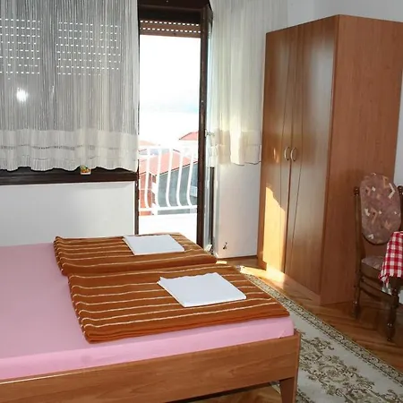 Studio Nemira 2828b Gornji Dolac