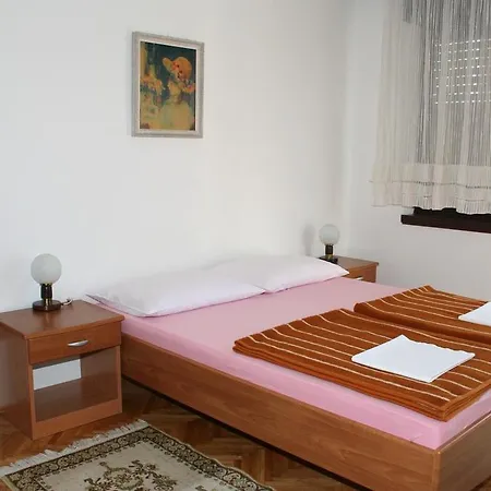 Studio Nemira 2828b * Gornji Dolac